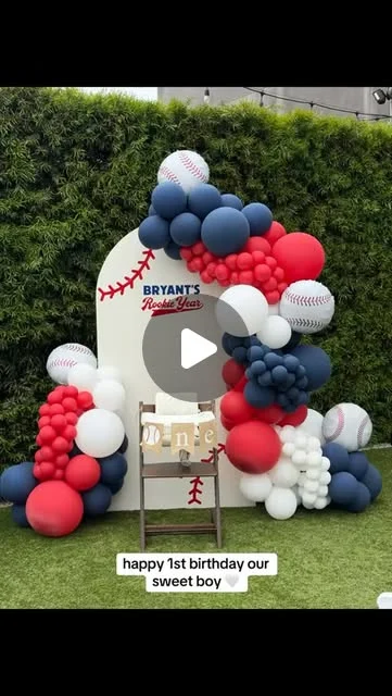 Happy FIRST birthday Bryant! 🤍⚾️